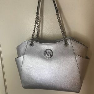 Brand new Michael Kors large leather tote